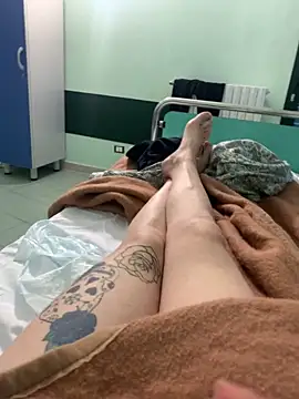 BestSexForYou online show from April 20, 2026, 4:37 am