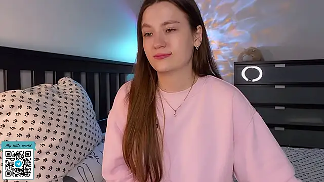 mia here online show from September 9, 2025, 3:00 pm