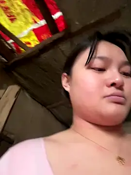 chenyu0308 online show from November 4, 2025, 4:11 am