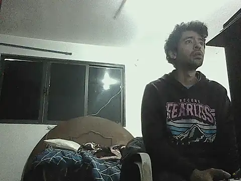 royalmadness  online show from March 2, 2026, 8:26 pm