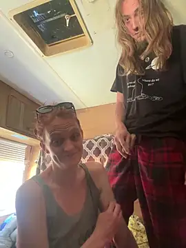 HinoByeFelicia online show from June 5, 2026, 9:09 pm