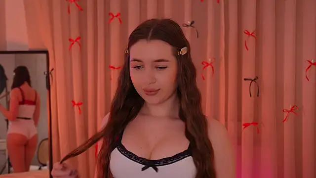 LiaGotti online show from December 5, 2025, 8:05 pm