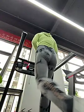 Snapshot of Ninazhang chatting on March 2, 2026, 4:25 am Ninazhang online show from March 2, 2026, 4:25 am