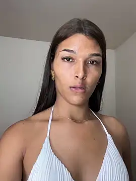 love megann online show from November 16, 2025, 11:32 pm