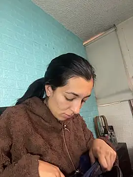 SALOME KORLAND online show from November 4, 2025, 12:04 pm