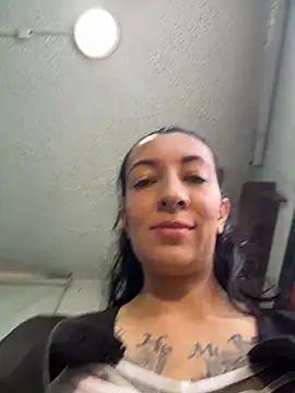 SALOME KORLAND online show from February 15, 2026, 4:47 pm