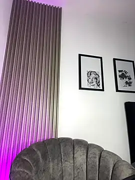 ashlycarteer online show from November 23, 2025, 7:02 pm