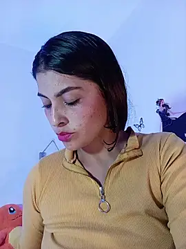 Fox Roxxan online show from November 22, 2025, 4:22 am