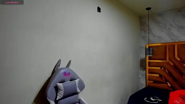 Luciifeer  online show from March 4, 2026, 6:36 pm