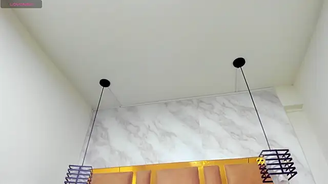 Luciifeer  online show from April 19, 2026, 3:00 pm