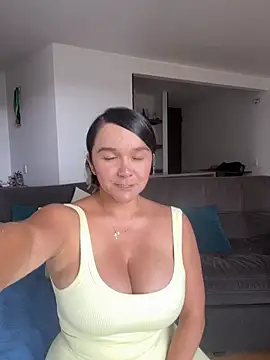 Nova Gabriela online show from October 14, 2025, 2:51 pm