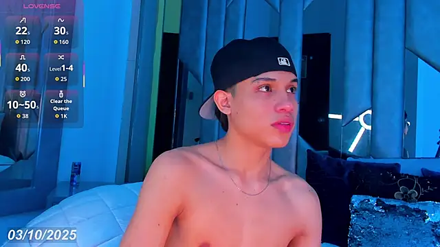 Sebax Young online show from October 4, 2025, 4:32 am