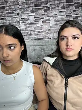 nicolexxaleja online show from January 6, 2026, 4:21 pm