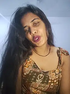cute radhikaa online show from June 10, 2026, 8:57 am