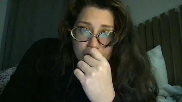 Snapshot of Meowkillah13 chatting on November 13, 2025, 1:59 am Meowkillah13 online show from November 13, 2025, 1:59 am