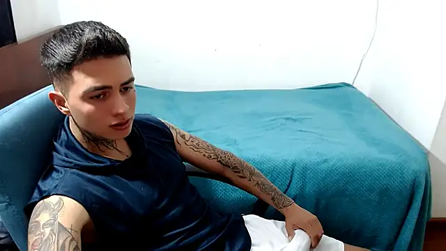 santii ss online show from September 21, 2025, 3:46 pm