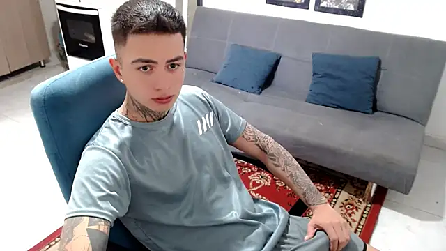 santii ss online show from December 15, 2025, 3:16 pm