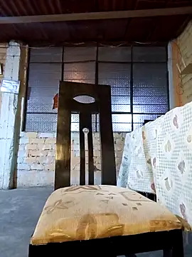 LecheDeSoya666 online show from October 26, 2025, 3:45 am