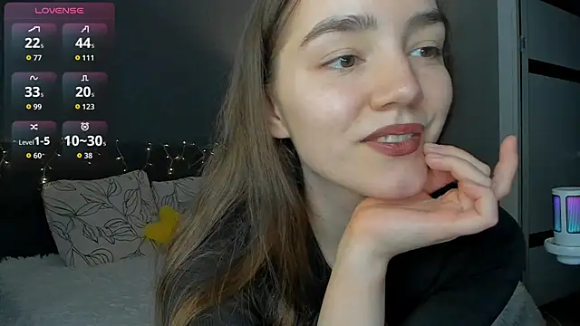 Snapshot of sweete_chantal chatting on June 9, 2026, 7:47 pm sweete chantal online show from June 9, 2026, 7:47 pm