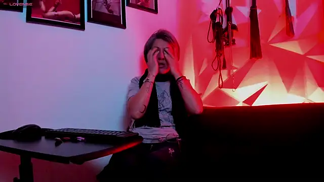 MistressNyx cg online show from October 7, 2025, 2:25 pm