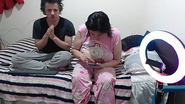 jade noah  online show from October 7, 2025, 11:40 am