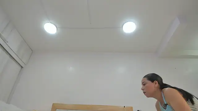 megan rous  online show from March 14, 2026, 12:28 am