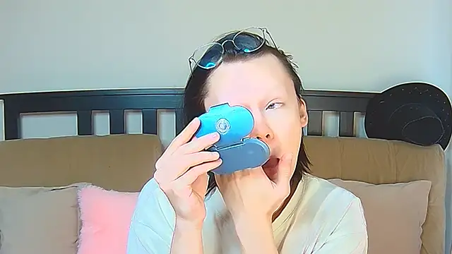 Derek Carter online show from April 14, 2026, 1:06 pm