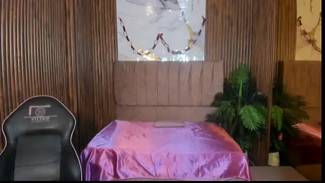 juanita tay online show from April 1, 2026, 11:44 am