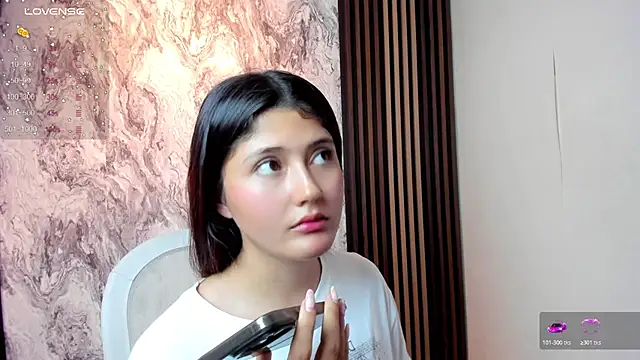 amy innocent 1 online show from April 12, 2026, 9:09 pm