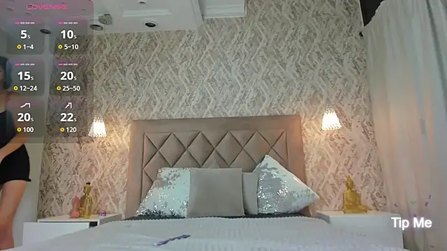 Lily cooperr online show from November 9, 2025, 5:28 am