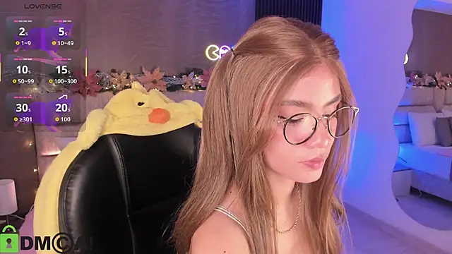 Arinextdoor online show from November 28, 2025, 10:56 pm