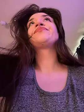 ScarletBloom  online show from October 12, 2025, 1:54 pm