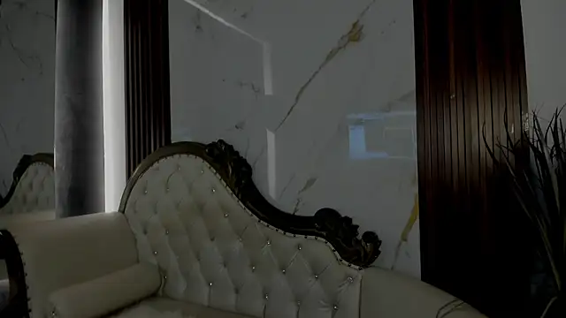 CoralieBronson online show from October 11, 2025, 8:07 pm