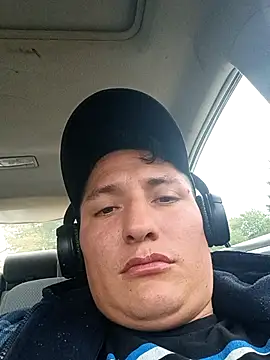 Snapshot of Zetaloco26 chatting on October 25, 2025, 8:58 pm Zetaloco26 online show from October 25, 2025, 8:58 pm