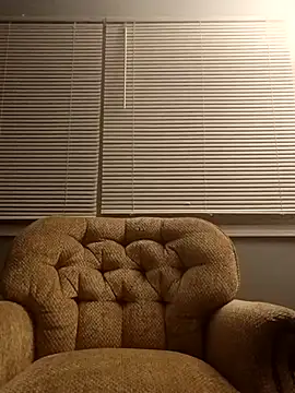 Snapshot of Zetaloco26 chatting on November 4, 2025, 7:07 am Zetaloco26 online show from November 4, 2025, 7:07 am