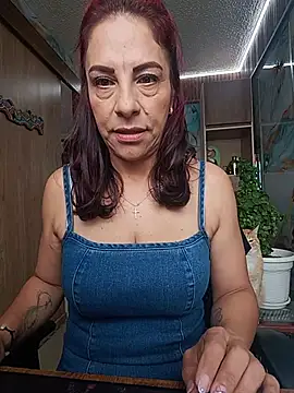  Kamy Hot online show from June 2, 2026, 1:24 pm