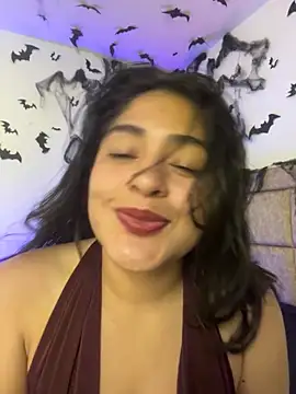 EmilyNoir1 online show from October 29, 2025, 12:02 am