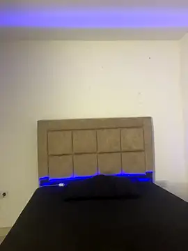 EmilyNoir1 online show from November 22, 2025, 12:31 am