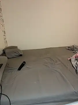 SweetTeenGirl online show from April 10, 2026, 6:12 pm