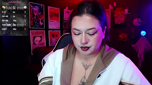 Ravendark  online show from September 30, 2025, 7:30 pm