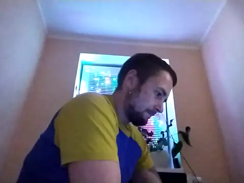 Snapshot of Vladyslav30 chatting on April 3, 2026, 12:41 am Vladyslav30 online show from April 3, 2026, 12:41 am