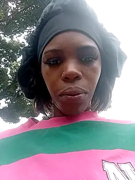 GoldSnowXxX online show from February 17, 2026, 11:18 am