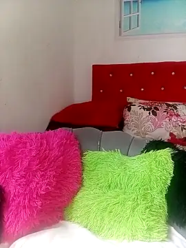 GoldSnowXxX online show from April 5, 2026, 2:58 pm