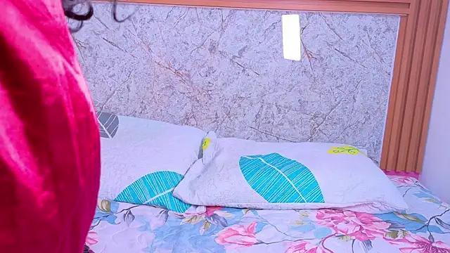 MySugarmoomy online show from December 14, 2025, 11:59 am