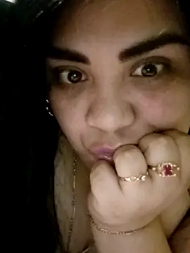 francheskaaaaaaaa22ot online show from November 12, 2025, 11:36 pm