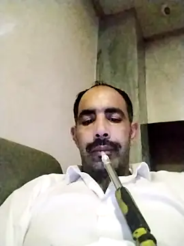 Snapshot of salimbasha chatting on November 21, 2025, 8:29 pm salimbasha online show from November 21, 2025, 8:29 pm