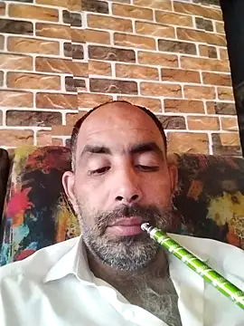 Snapshot of salimbasha chatting on April 4, 2026, 10:24 am salimbasha online show from April 4, 2026, 10:24 am