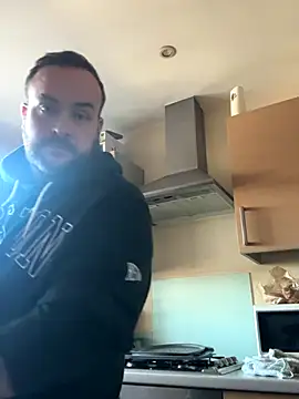 different-strokes online show from October 24, 2025, 3:41 pm