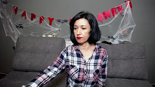 Snapshot of CameronEnns chatting on October 29, 2025, 7:32 am CameronEnns online show from October 29, 2025, 7:32 am