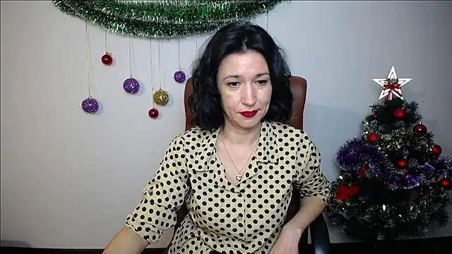 Snapshot of CameronEnns chatting on December 22, 2025, 7:33 pm CameronEnns online show from December 22, 2025, 7:33 pm